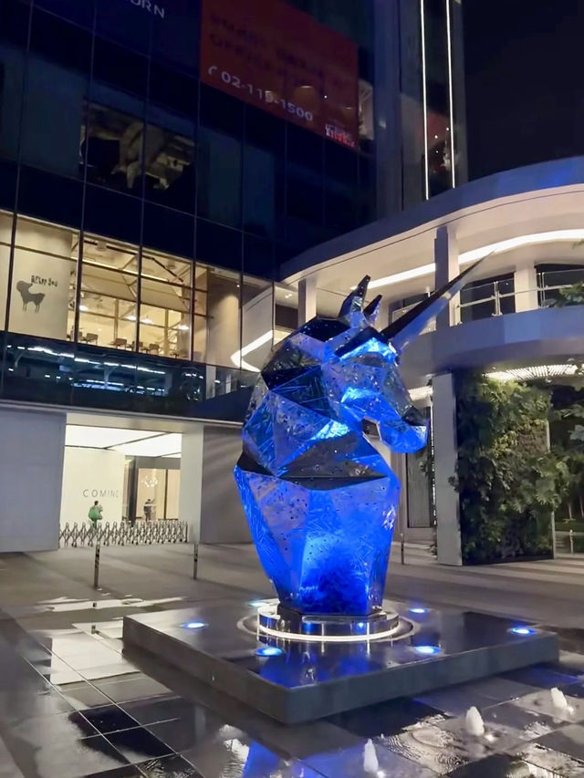 曼谷瑰麗酒店：現代與經典的華麗交融