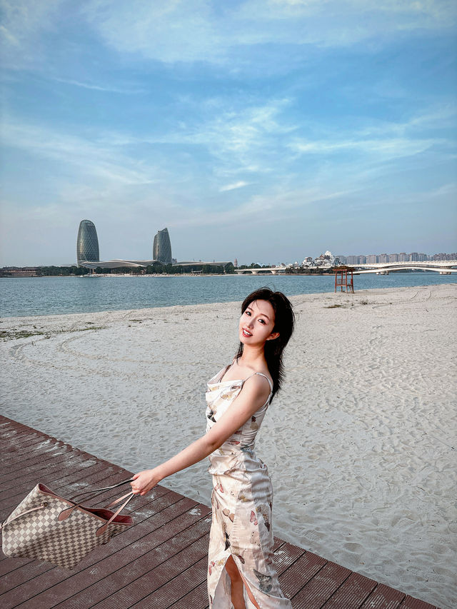 三亞之外｜在海南拾一片無人認領的海