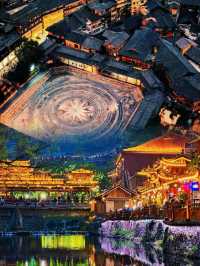 哪裡能看到萬家燈火點亮山谷的絕美夜景？