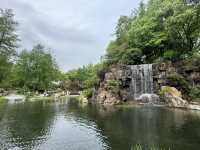 輔德里公園—疊石瀑布、杜鵑花海