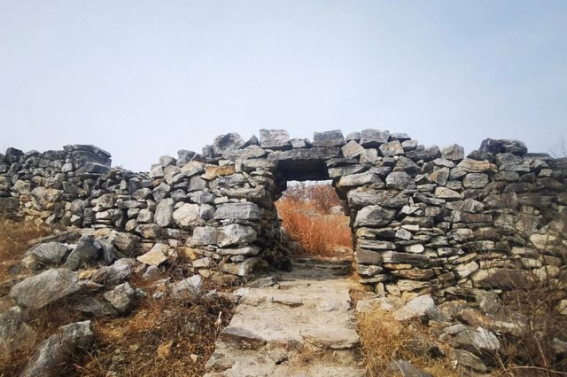 鎮平楚長城遺址