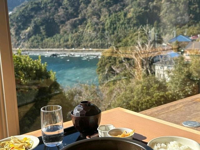 伊豆海岸邊的療癒秘境！Akazawa Onsen Hotel無邊溫泉，冬天泡湯看海太絕了