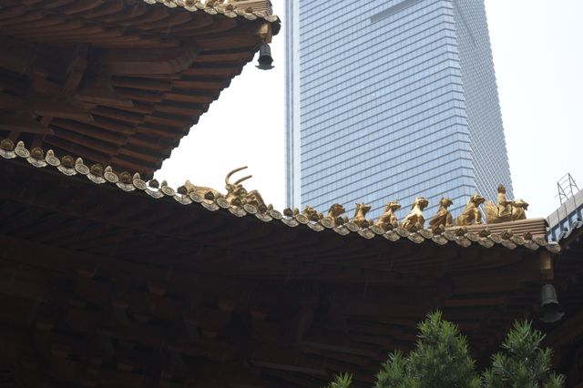 上海一煌びやかなお寺　静安寺
