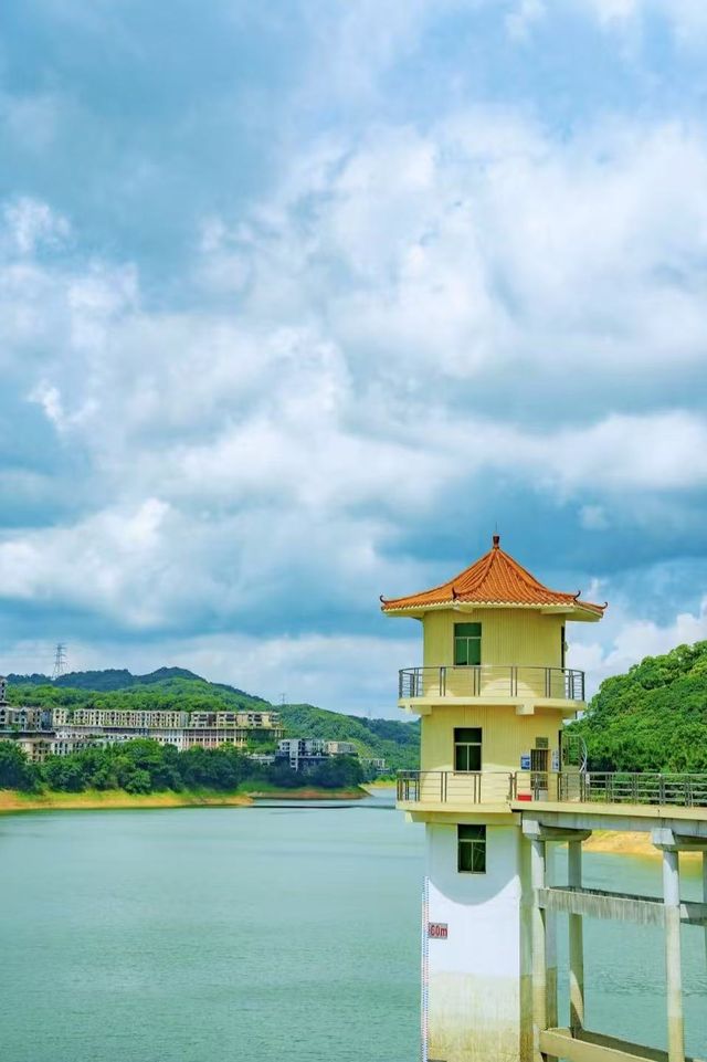 ✨ 離深圳1小時！我發現了廣東版玻璃海🌊