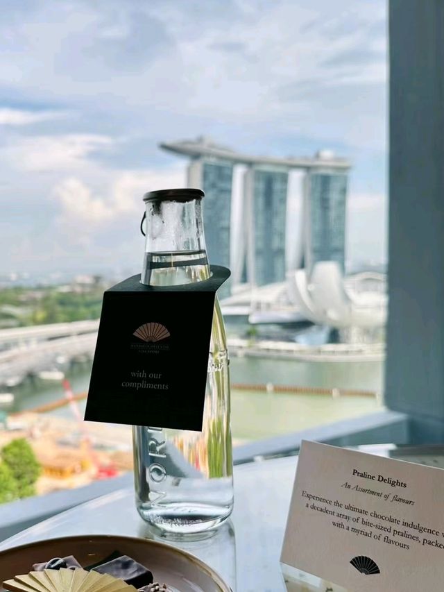 Mandarin Oriental  in Singapore is Astonishing🥰🥰