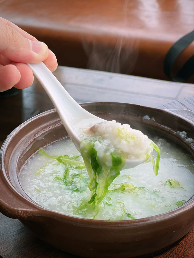 靚正探店 | 小蠻腰view配點心，太絕了