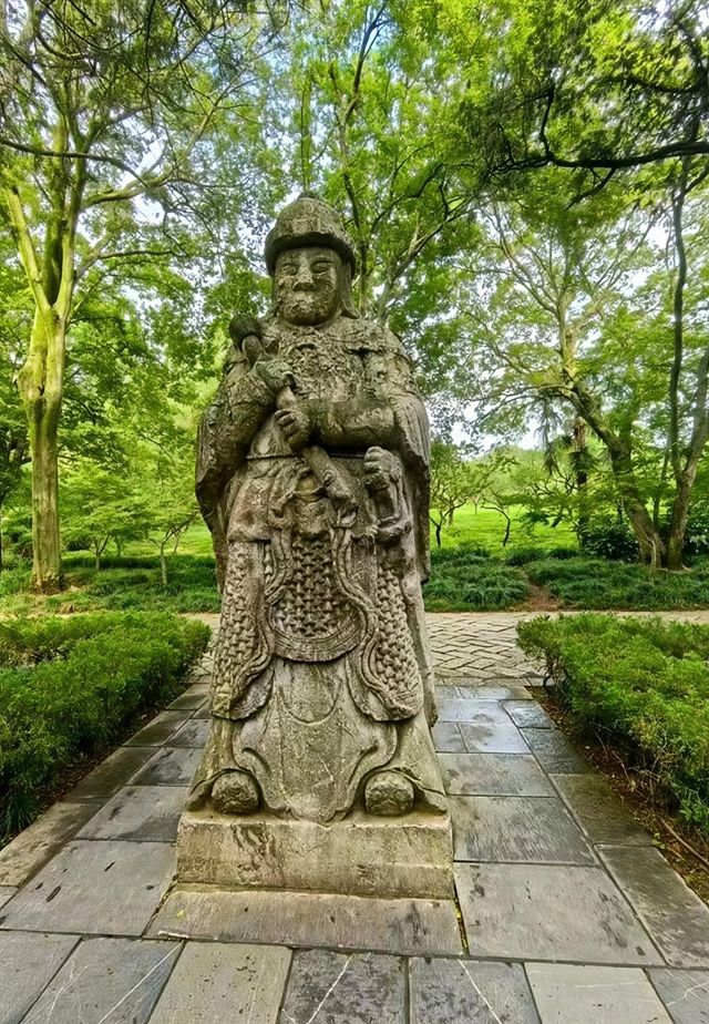 踏入明孝陵神道，歷史，觸手可及。