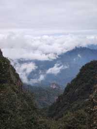 此生必爬的三清山｜雲霧繚繞的人間仙境