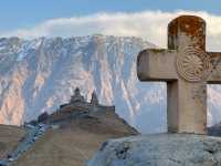 아나누리 성채 풍경 여행 가이드 아나누리(Ananuri)는 트빌리시에서 비교적 가까워 하루 일정으로 다녀오