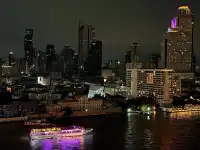 雖然今天曼谷下雨,但是還是看到了日落