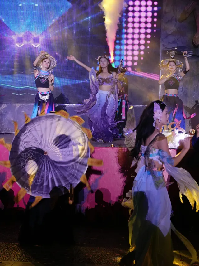 張家界三天兩晚好玩又夢幻