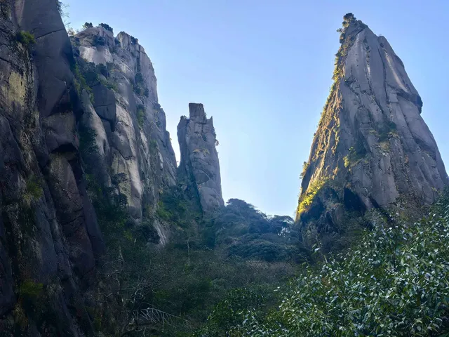 三清山媲美黃山 三清山媲美黃山