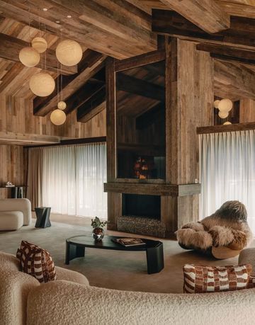 法國阿爾卑斯瑰麗放大招!全球首家雪山酒店太絕了