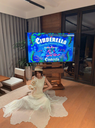 婺源の江嶺で、雲海と日の出の中に泊まったので、展望台に押し合いへし合いする必要は全くありませんでした