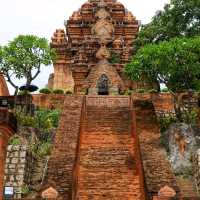 ชมสถาปัตยกรรม อันเก่าแก่ ที่ญาจาง