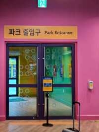 레고랜드로 들어가는 특별한 출입구