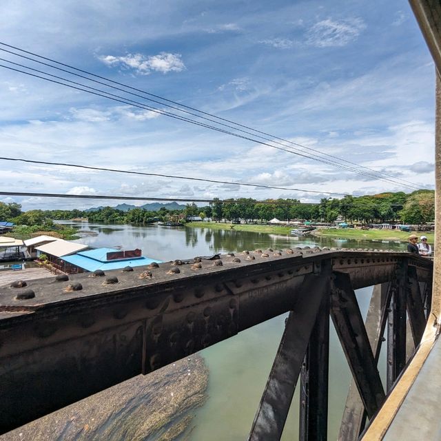 【泰緬鉄道】日帰り鉄道の旅