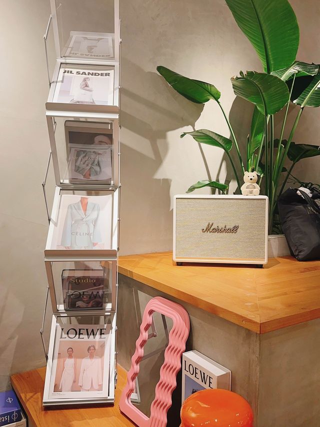 カラフルなスイーツがたくさん THE COOKIE 594 新大久保店