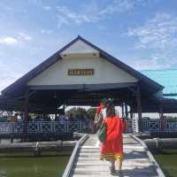บึงมารวย​ ร้านอาหารกลางบึง​ เส้นบางนา​กทม