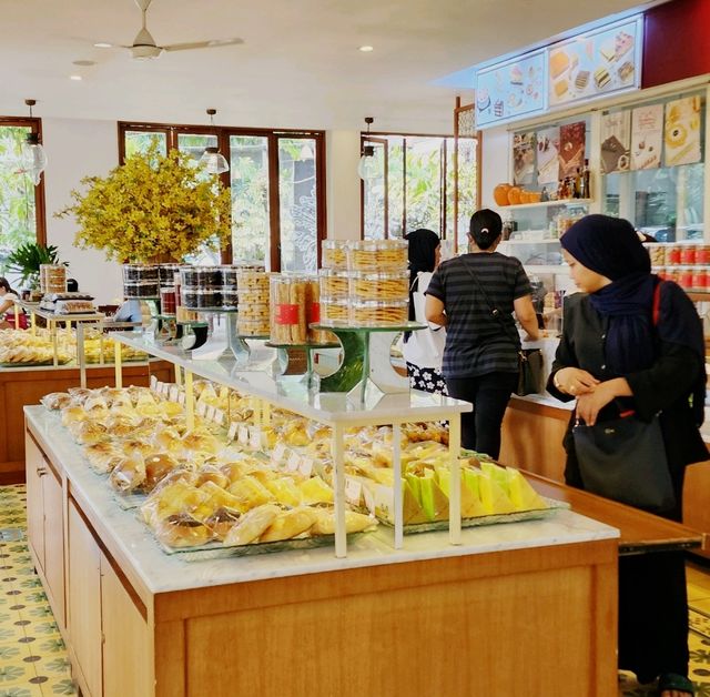 Rumah Mode -shop & eat @Bandung,Indonesia.