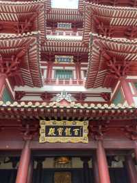 ขอพรที่ Buddha Tooth Relic Temple