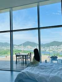 낭만적인 여수 뷰를 맘껏 즐길 수 있는 신축 오션뷰 풀빌라🩵