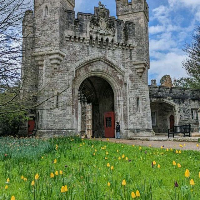 ARUNDEL CASTLE - STUNNING GOTHIC STYLE CASTLE!