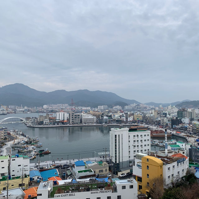 형형색색 벽화로 가득한, 통영 동피랑벽화마을