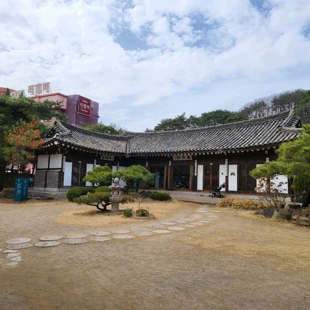 파주 마장호수 한옥카페 , 아티장 베이커스 🍞 - 라우겐 크로아상
