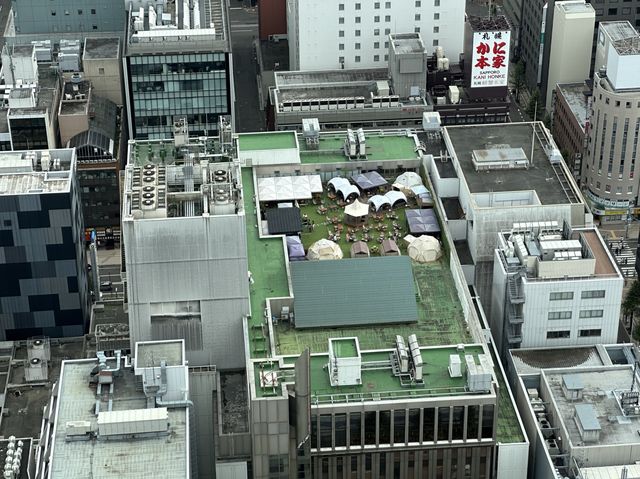 北海道・札幌。JRタワー38階から街を見渡す『JRタワー展望室タワー・スリーエイト』 