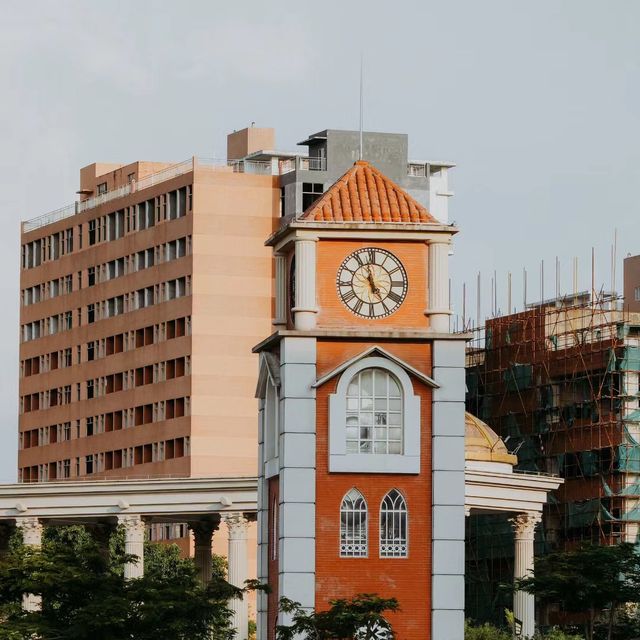 🏛️🌳 新橋市民廣場～羅馬拱廊下的休憩天堂！🏛️🌳🌇