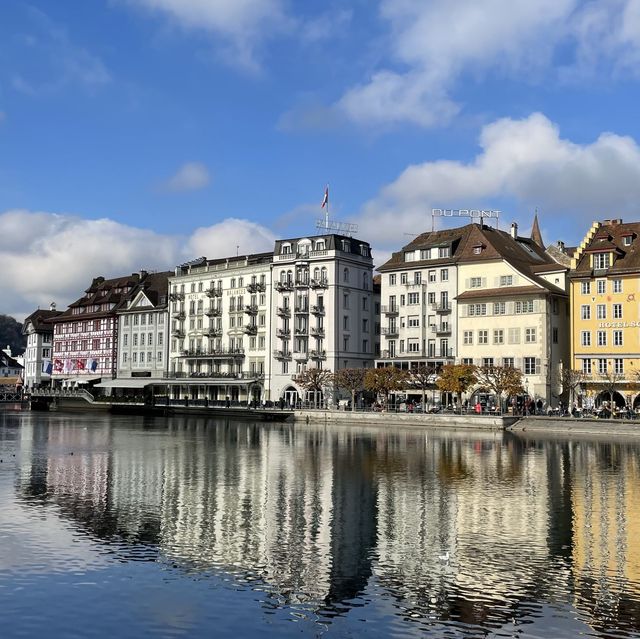 Lucerne: History on Chapel Bridge