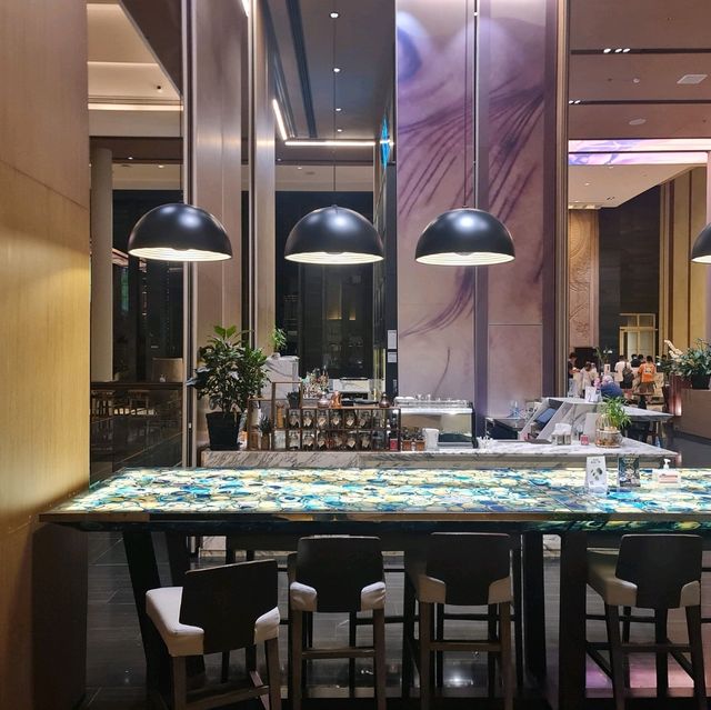 เปลี่ยนบรรยากาศไป staycation โรงแรมห้าดาวกลางกรุง
