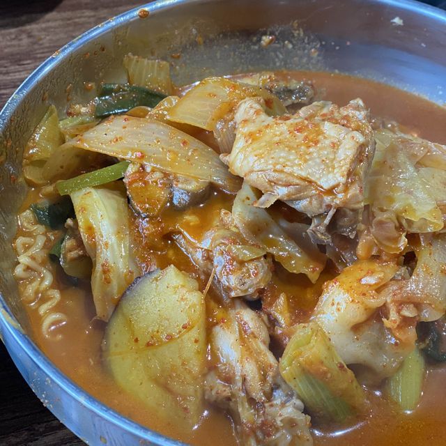 가평 유명산 근처 맛집 📍유명산 흥부네 솥뚜껑 닭볶음탕 