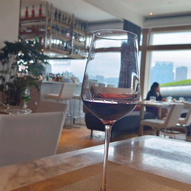 ISOLA BAR + GRILL 陪媽媽，盡享意式風情！