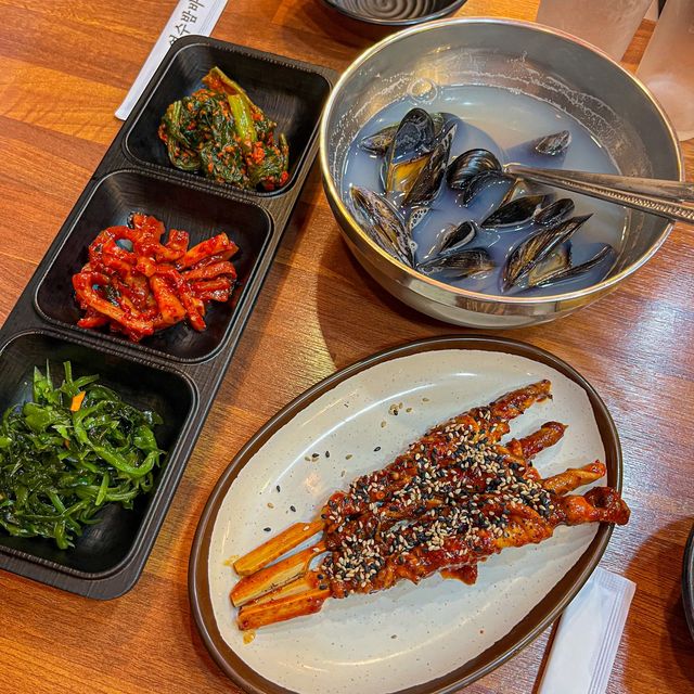 여수밤바다가 눈 앞에 보이는 삼합 맛집 🐙