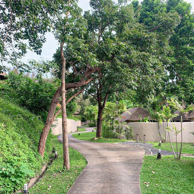 ชีวิตติดเกาะ - The Naka Island