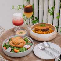 Churn Buttery คาเฟ่ลาดกระบัง