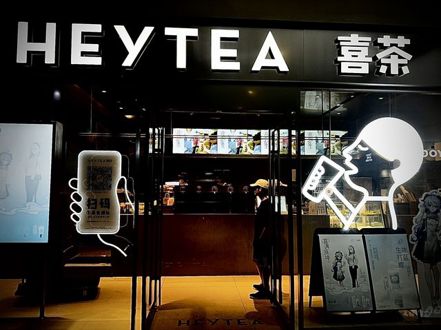 1. Trendy Sips at Guangzhou Heytea