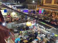 เดินไป กินไป ที่ตลาดโต้รุ่งหัวหิน
