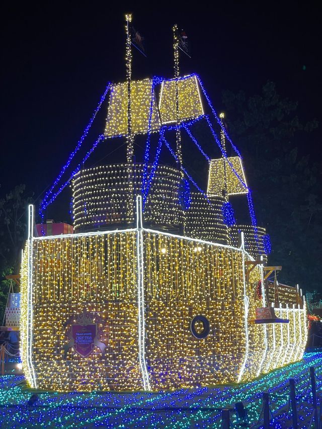 Holly Roger Ship at Christmas Wonderland