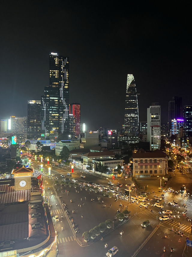 An amazing view in the heart of Saigon 🤩