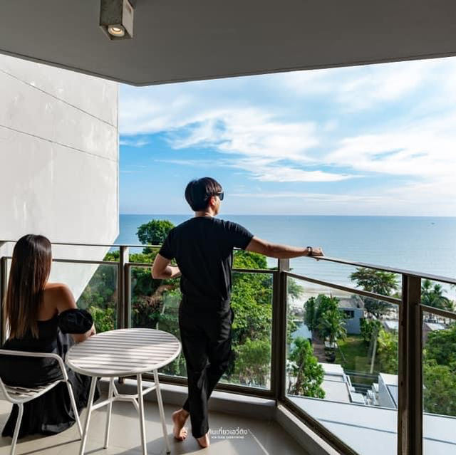 🏝️ ที่พักระยองติดทะเล สายคอนเทนต์ห้ามพลาด 📸