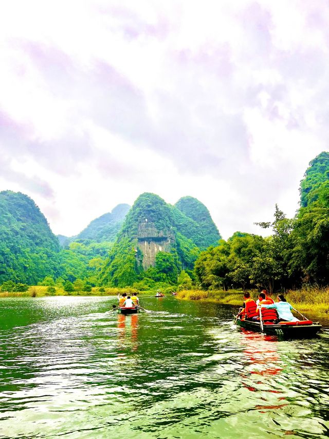 INSTA-WORTHY: Trang An 🛶 Trip In Ninh Binh 🇻🇳