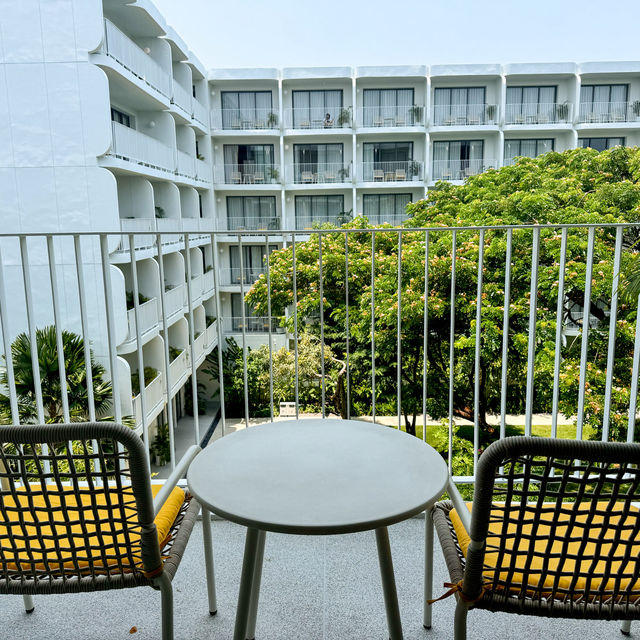 โรงแรมติดหาด The Standard Huahin