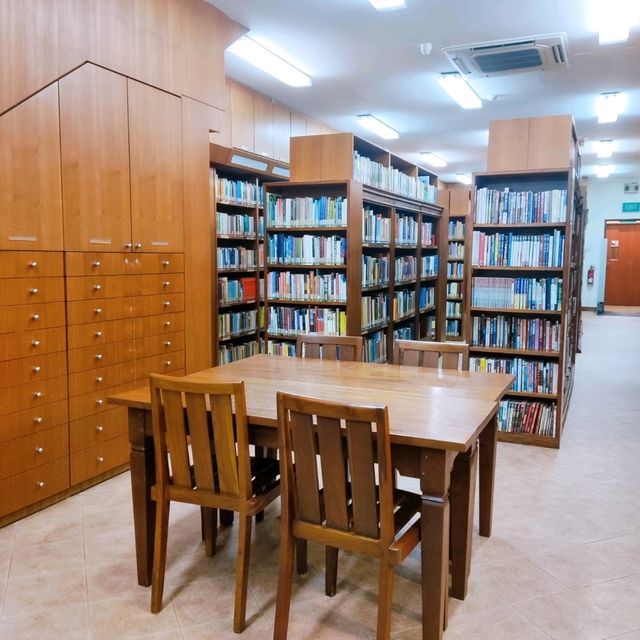 The Serene Buddhist Library 