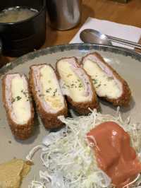 겉바속촉 🥩 진한 육즙이 맛있는 돈까스 🔥 서울 신사동 맛집 투어