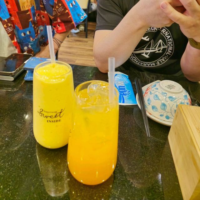 베트남 여행 중 들려보면 좋을 나트랑 맛집 마담퀸