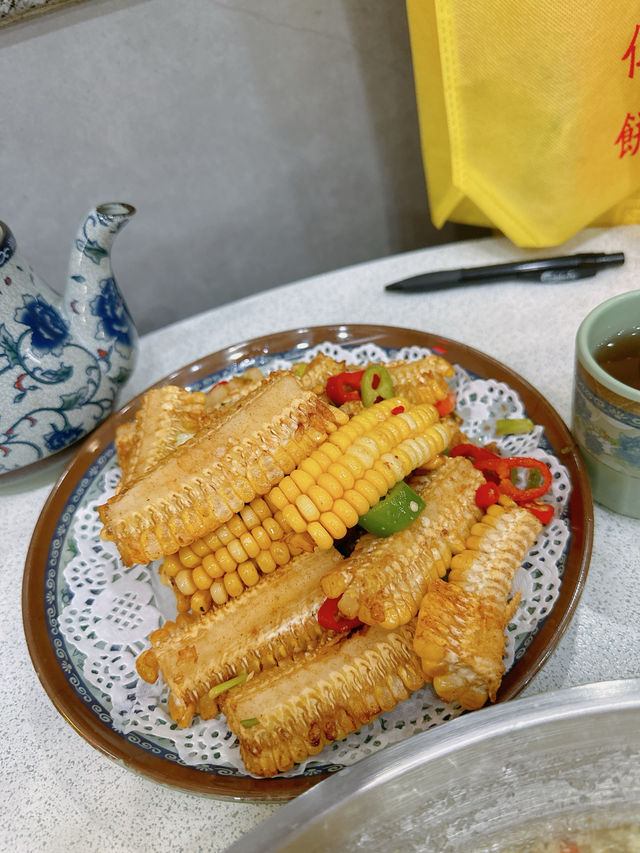 🇲🇴澳門名物卜卜蜆煲Wasabi手撕雞｜贏到粥 (下環)