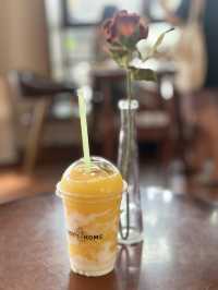Judy’s home cafe คาเฟ่ใต้ต้นไม้ใหญ่